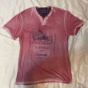 Buffalo David Bitton Red T-Shirt L, EUC
